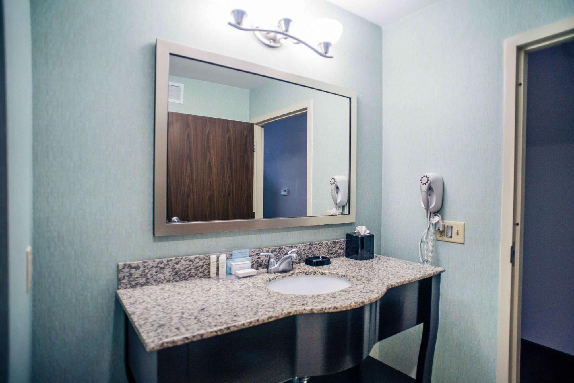 Hampton Inn - Monticello Екстер'єр фото